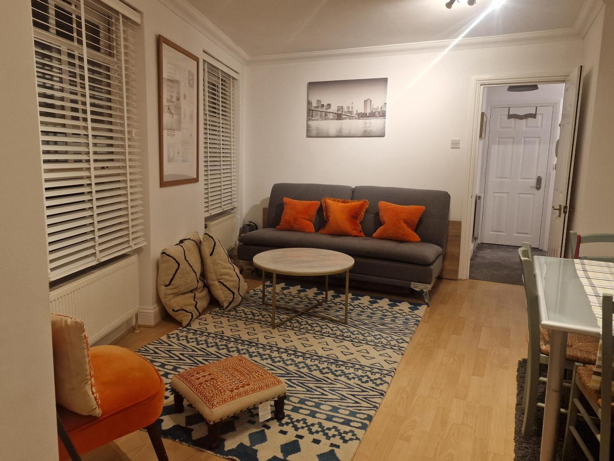 Brondesbury Arms Apartment ลอนดอน ภายนอก รูปภาพ